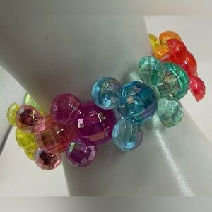 CHILDRENS MULTI COLOR RAINBOW LARGE MICKET MOUSE HEAD BEAD STRETCH BRACELET NWT